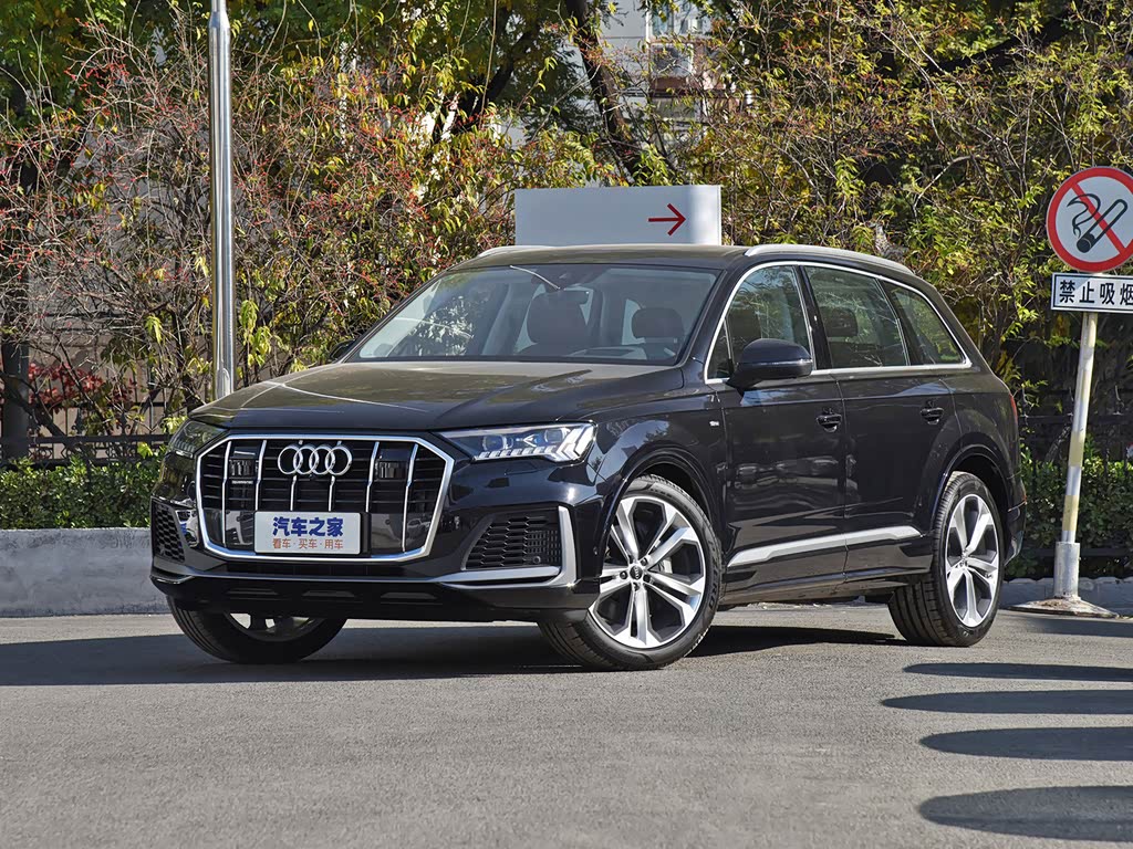 奥迪(进口) 奥迪q7 2021款 55 tfsi quattro s line尊贵型