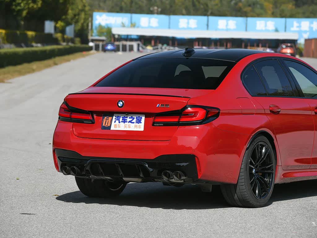 宝马m 宝马m5 2021款 m5 伊莫拉红色 其它细节已经是最后一张,您还
