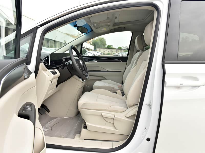 上汽通用别克 别克gl8 2022款 es陆尊 653t 舒适型 车厢座椅已经是