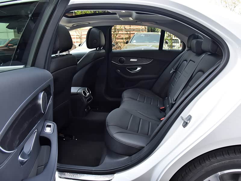 北京奔驰 奔驰c级 2020款 改款 c 260 l 运动版 车厢座椅 已经是最后