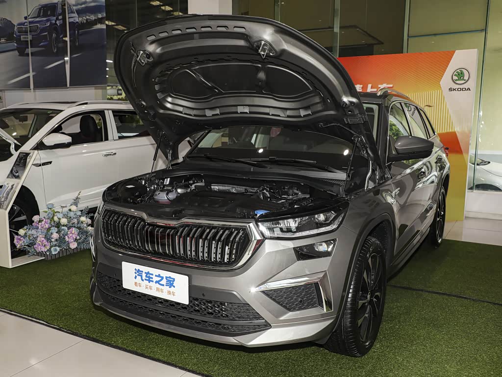 上汽大众斯柯达 柯迪亚克 2023款 改款 tsi330 7座两驱奢享版