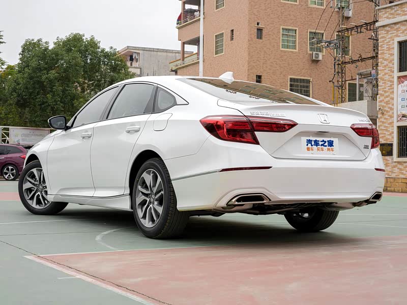 东风本田 英仕派 2019款 260turbo 典雅版 国vi