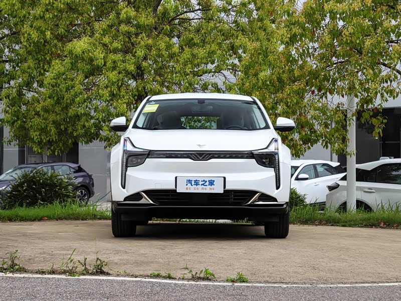 合众汽车 哪吒u 2023款 哪吒u-Ⅱ 500 u秀版 磷酸铁锂