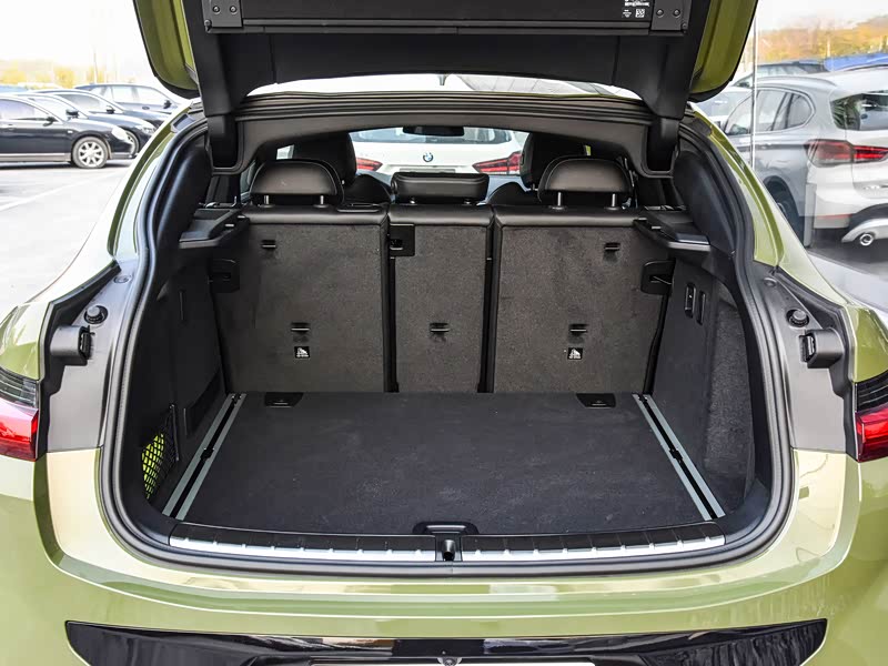 宝马(进口) 宝马x4 2022款 xdrive 30i m运动套装