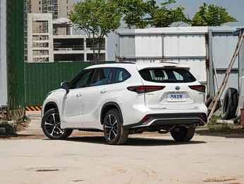 皇冠陆放 2023款 2.5l hev四驱豪华版