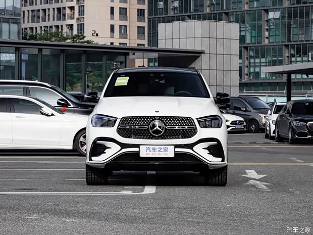 奔驰gle轿跑热销中售价7458万起