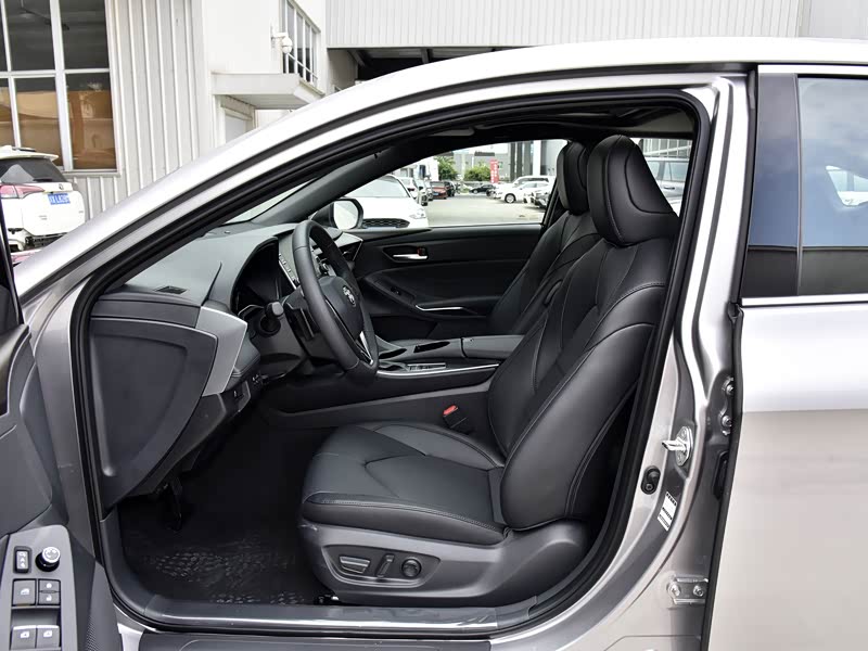 克拉玛依华通丰田>一汽丰田>亚洲龙>2021款2.