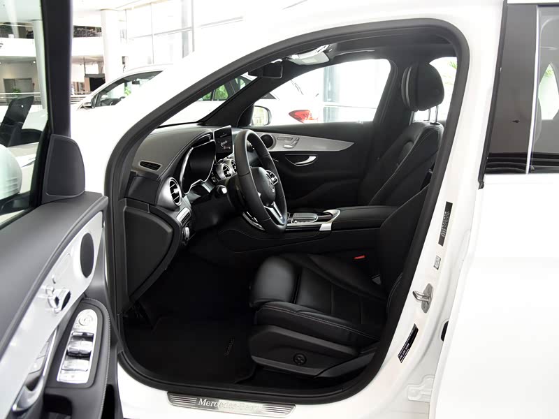 北京奔驰 奔驰glc 2022款 glc 260 l 4matic 动感型