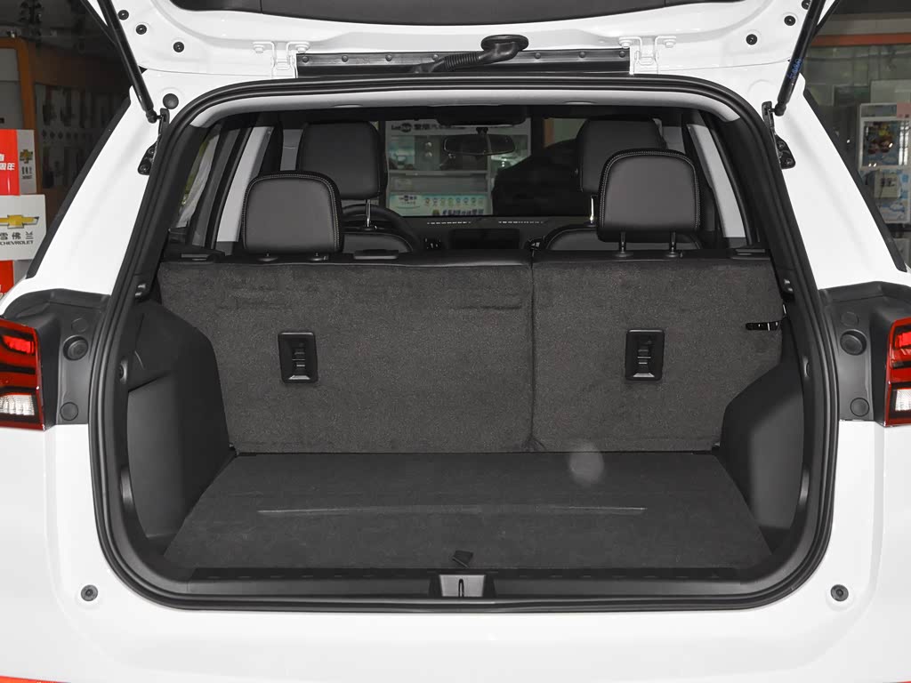 上汽通用雪佛兰 探界者 2022款 535t 驰界版