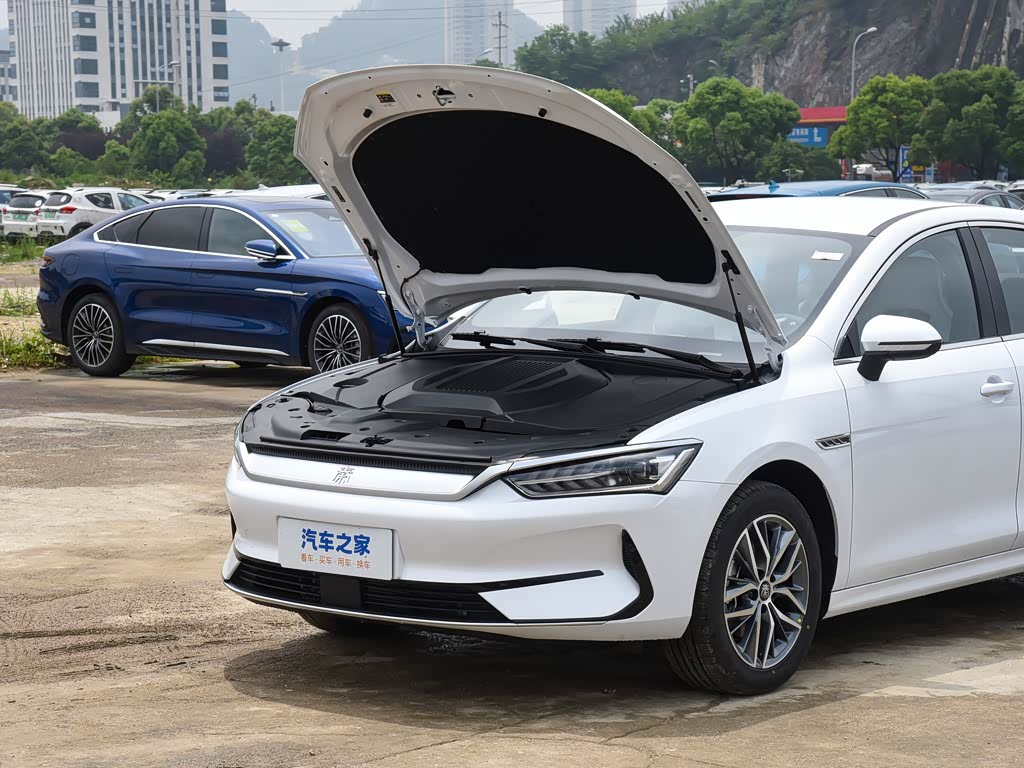 比亚迪 秦plus 2023款 冠军版 ev 420km领先型
