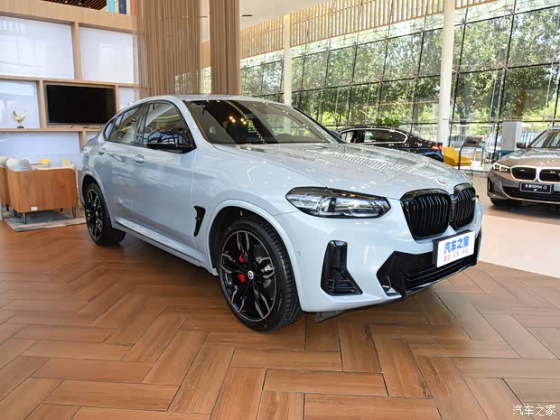 近日,本店内有宝马x4销售,颜色可选,目前购车部分车型可优惠0.