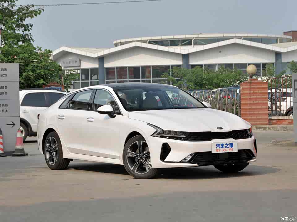 东风悦达起亚 k5凯酷 2020款 1.5t dct高配版