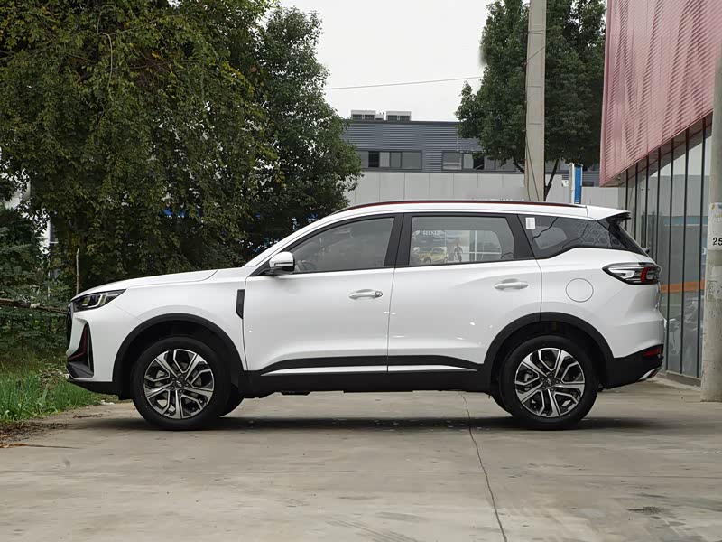 奇瑞汽车 瑞虎7 plus 2023款 1.6tgdi dct豪华型