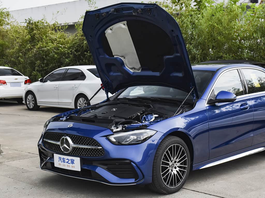 北京奔驰 奔驰c级 2023款 改款 c 200 l 运动版