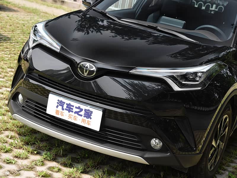 一汽丰田 奕泽izoa 2018款 2.0l 奕炫版 国v