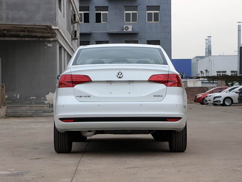 一汽-大众 宝来 2019款 宝来·传奇 1.5l 手动时尚型 国vi