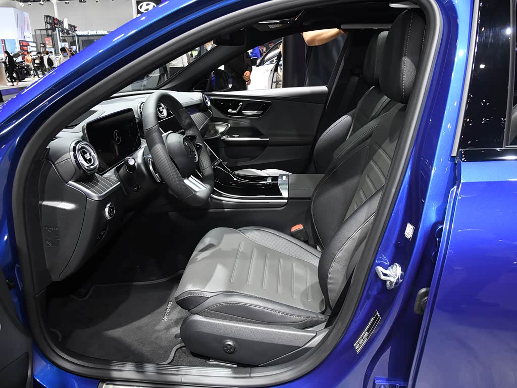 北京奔驰 奔驰c级 2022款 c 260 l 运动版 4matic