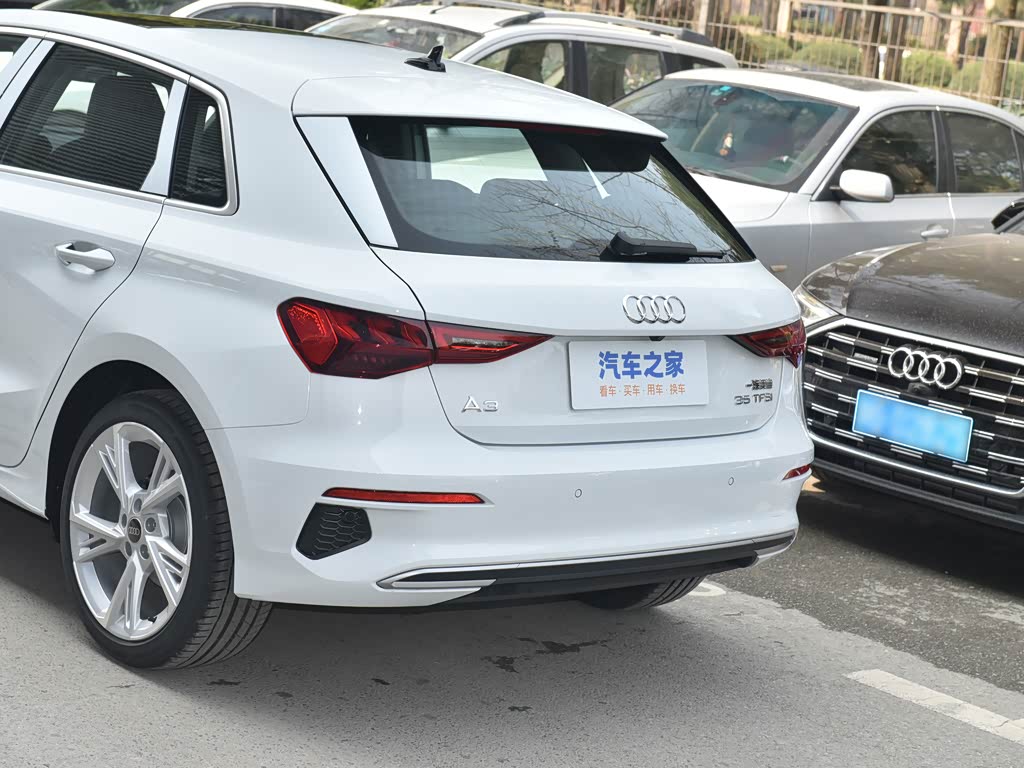 一汽奥迪 奥迪a3 2023款 sportback 35 tfsi 时尚致雅型