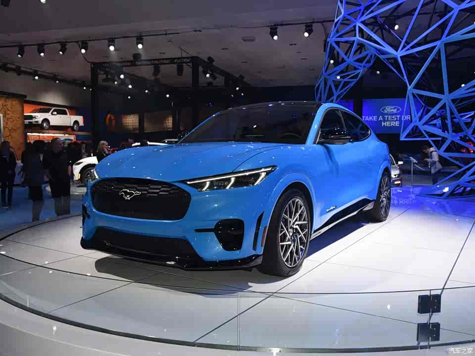 福特(进口) mustang mach-e 2020款 长续航全驱版 premium