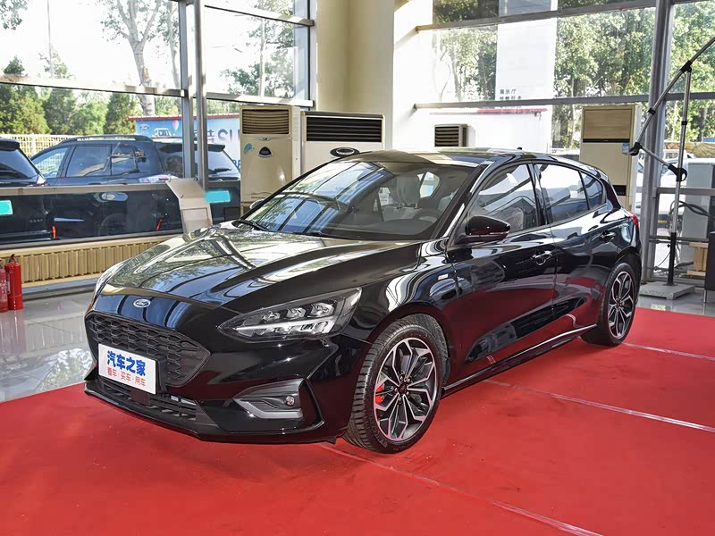长安福特 福克斯 2020款 两厢 ecoboost 180 自动st line