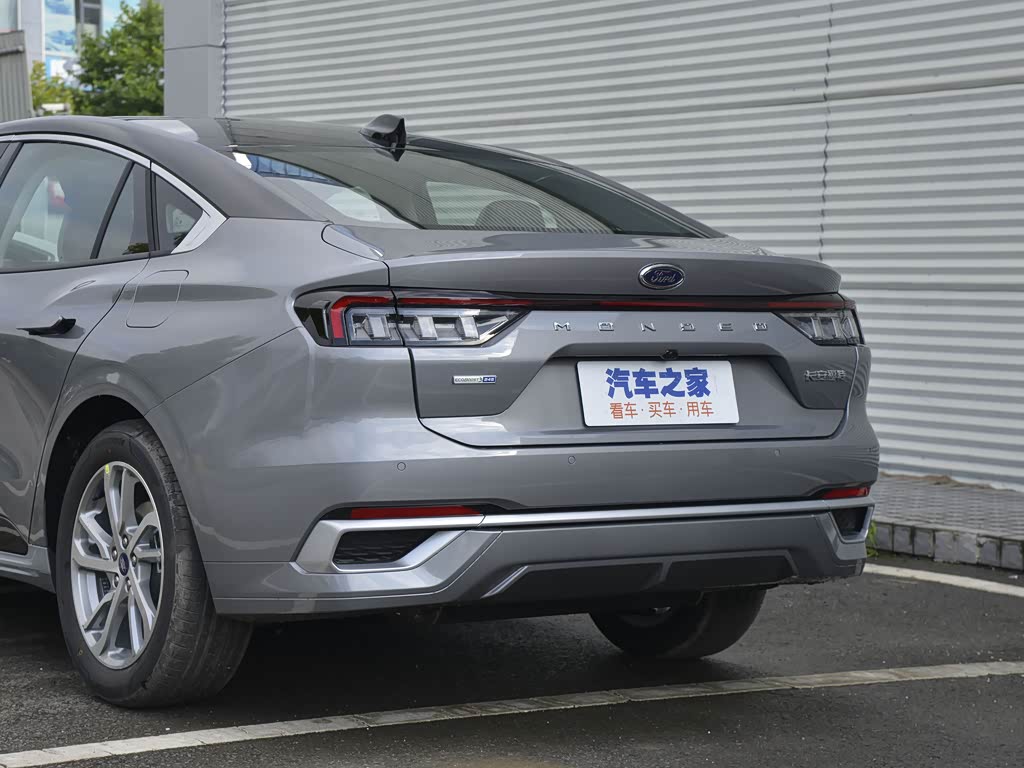 长安福特 蒙迪欧 2022款 改款 ecoboost 245 豪华型