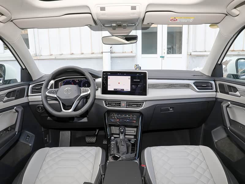 一汽-大众 探岳 2023款 330tsi 两驱r-line高能版