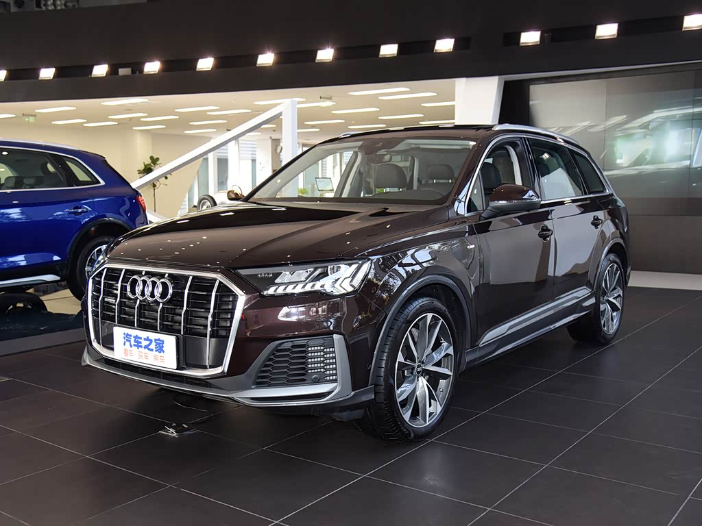奥迪(进口) 奥迪q7 2022款 55 tfsi quattro s line运动型 凯撒棕
