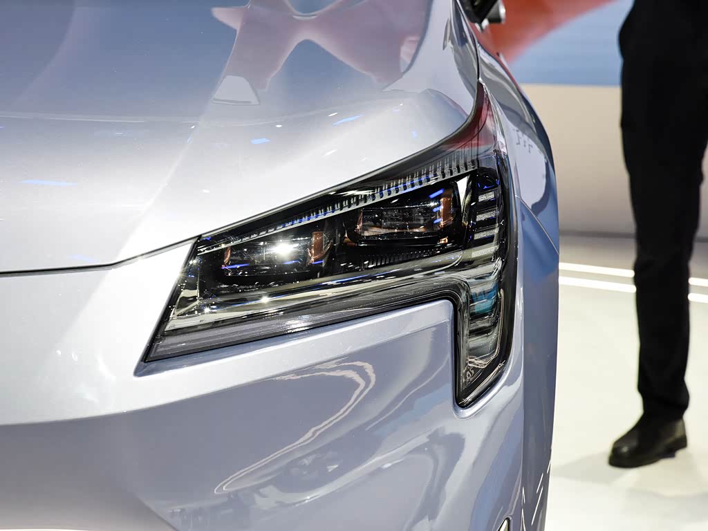 广汽埃安杭州西溪体验中心>埃安>aionlx>2022款plus80d旗舰版>车展>