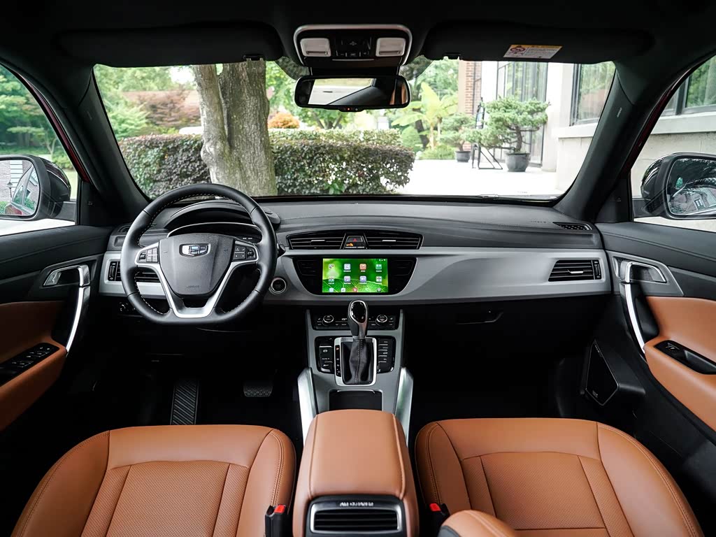 吉利汽车 博越 2018款 运动版 1.8td 自动两驱智尊型