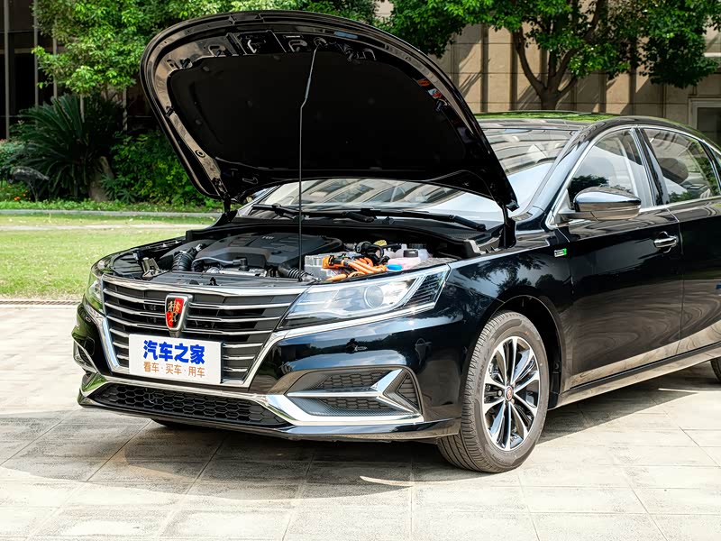 上汽集团 荣威i6新能源 2019款 plus 50t 互联网荣耀旗舰版