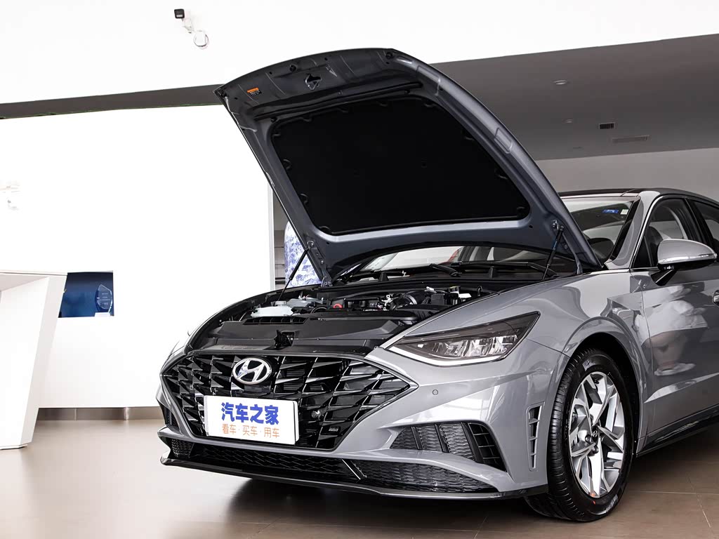 北京现代 索纳塔 2020款 270tgdi dct gls精英版