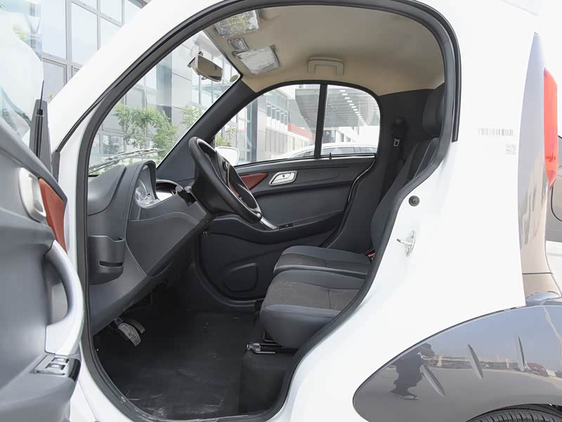 【图解图片_无锡兆力汽车-baw北汽小猫图片】-汽车之家