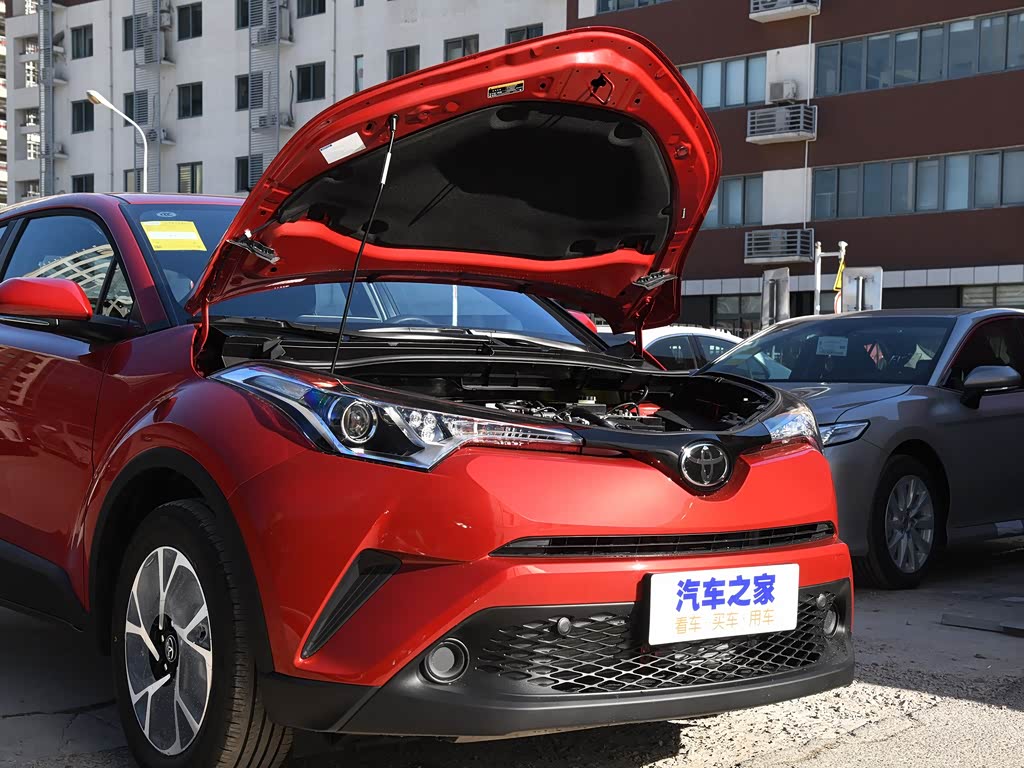 广汽丰田 丰田c-hr 2020款 2.0l 舒适版