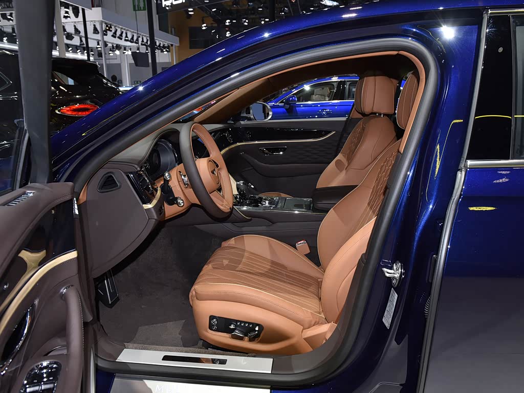 【图解图片_宾利上海-大昌行飞驰插电混动图片】-汽车之家