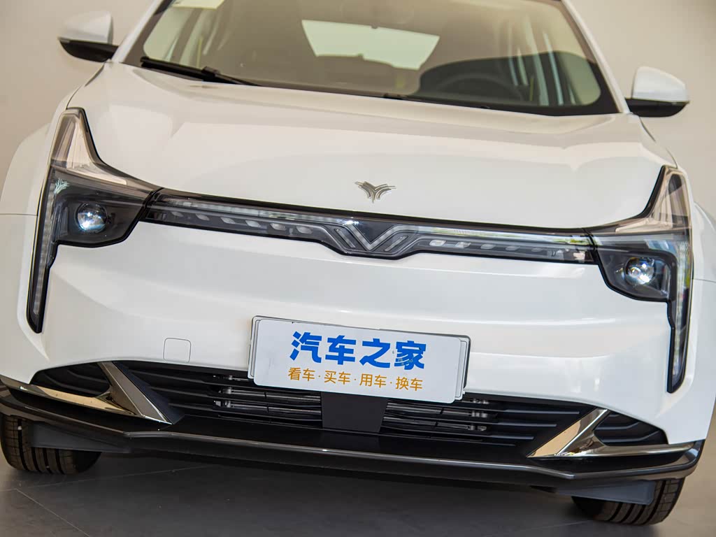 合众汽车 哪吒u 2023款 哪吒u-Ⅱ 挑战版 400 lite 磷酸铁锂