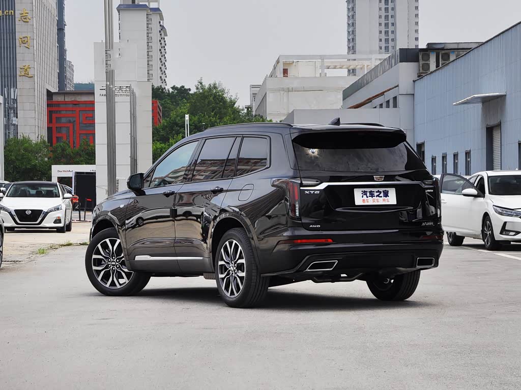 上汽通用凯迪拉克 凯迪拉克xt6 2022款 2.0t 六座四驱尊贵型