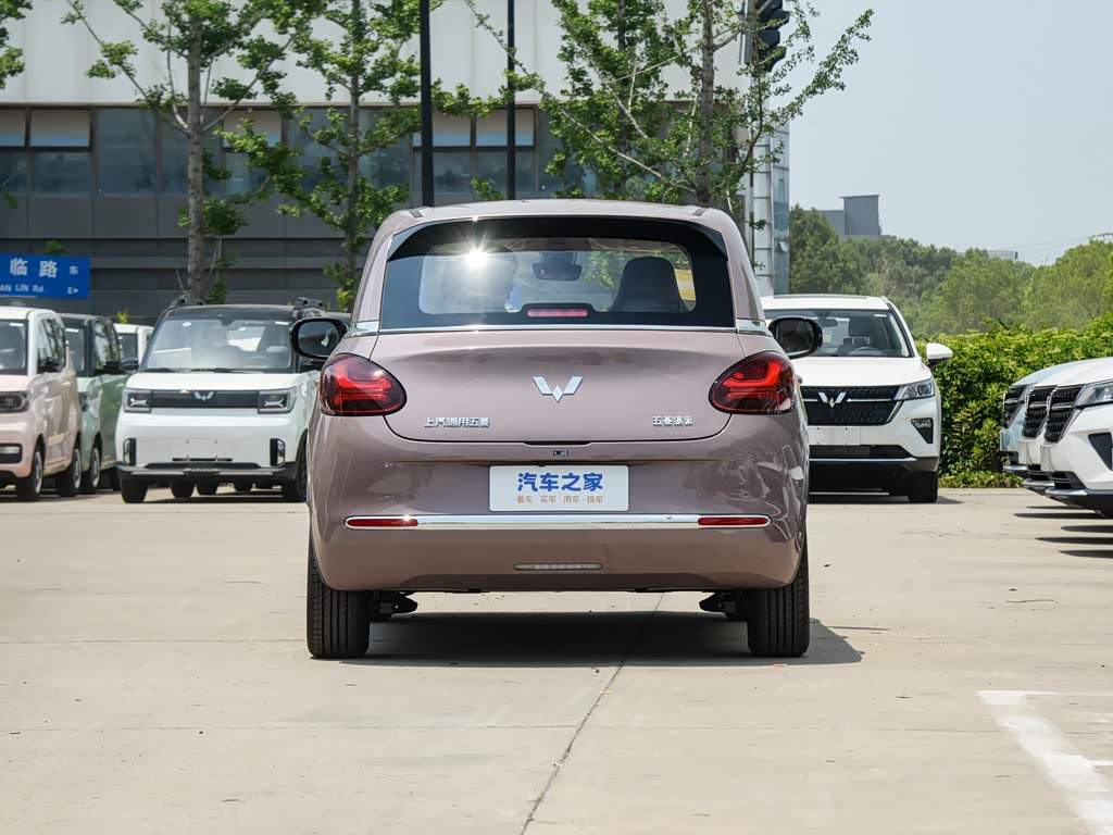 五菱汽车菏泽和信开发区店>上汽通用五菱>五菱缤果>2023款333km灵犀