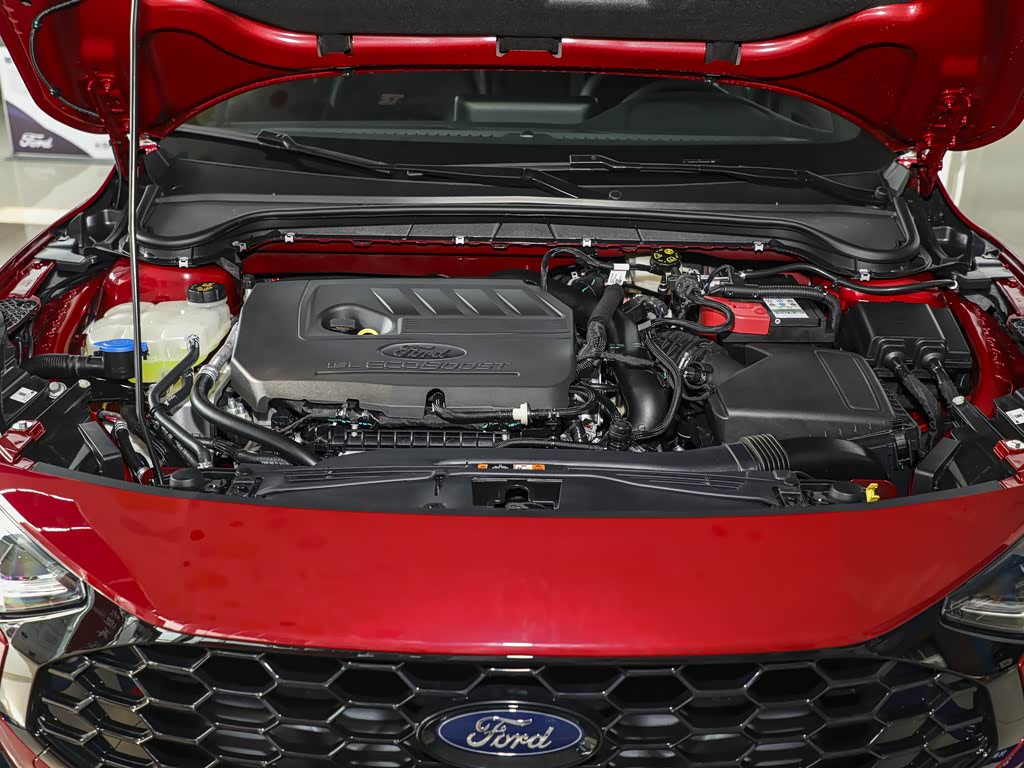 长安福特 福克斯 2022款 两厢 ecoboost 180 自动st line