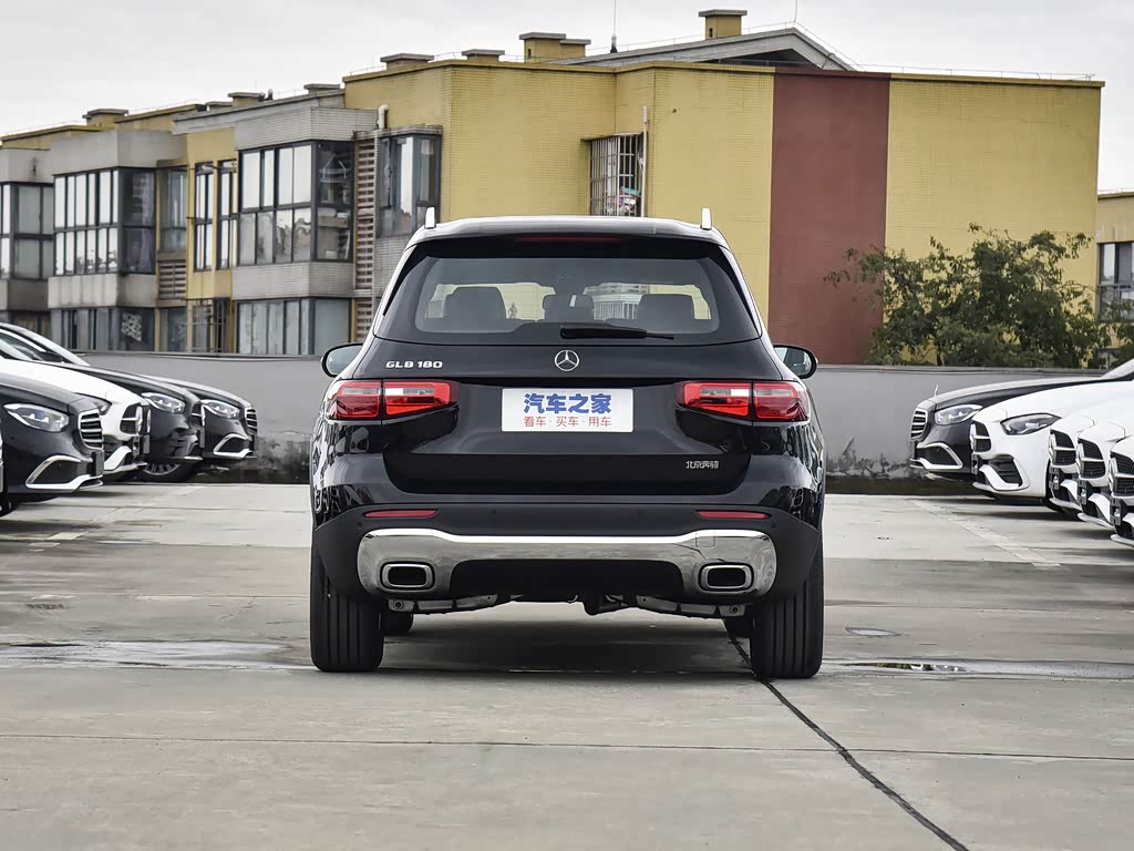 北京奔驰 奔驰glb 2022款 glb 180 时尚型