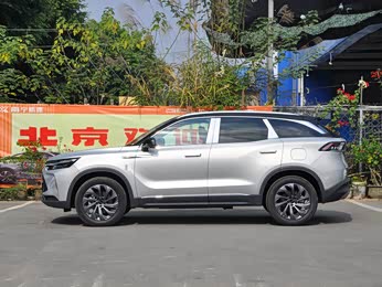 5td dct致领版 报价】北京x7图片_配置_凯里永辉北汽绅宝-汽车之家