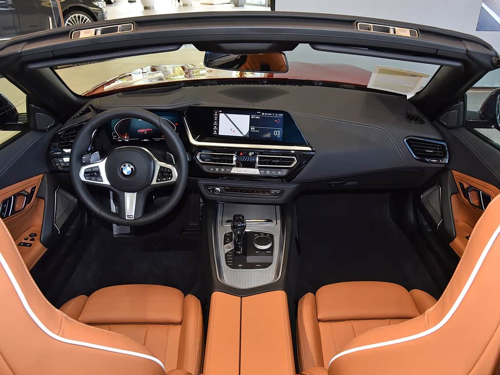 宝马(进口) 宝马z4 2019款 m40i m运动性能版 干邑色 中控方向盘已经