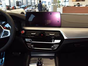 宝马m5售价145.39万元起 欢迎莅临赏鉴