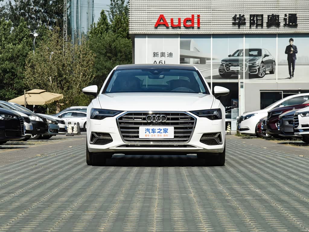 一汽奥迪 奥迪a6l 2023款 改款 55 tfsi quattro 旗舰致雅型