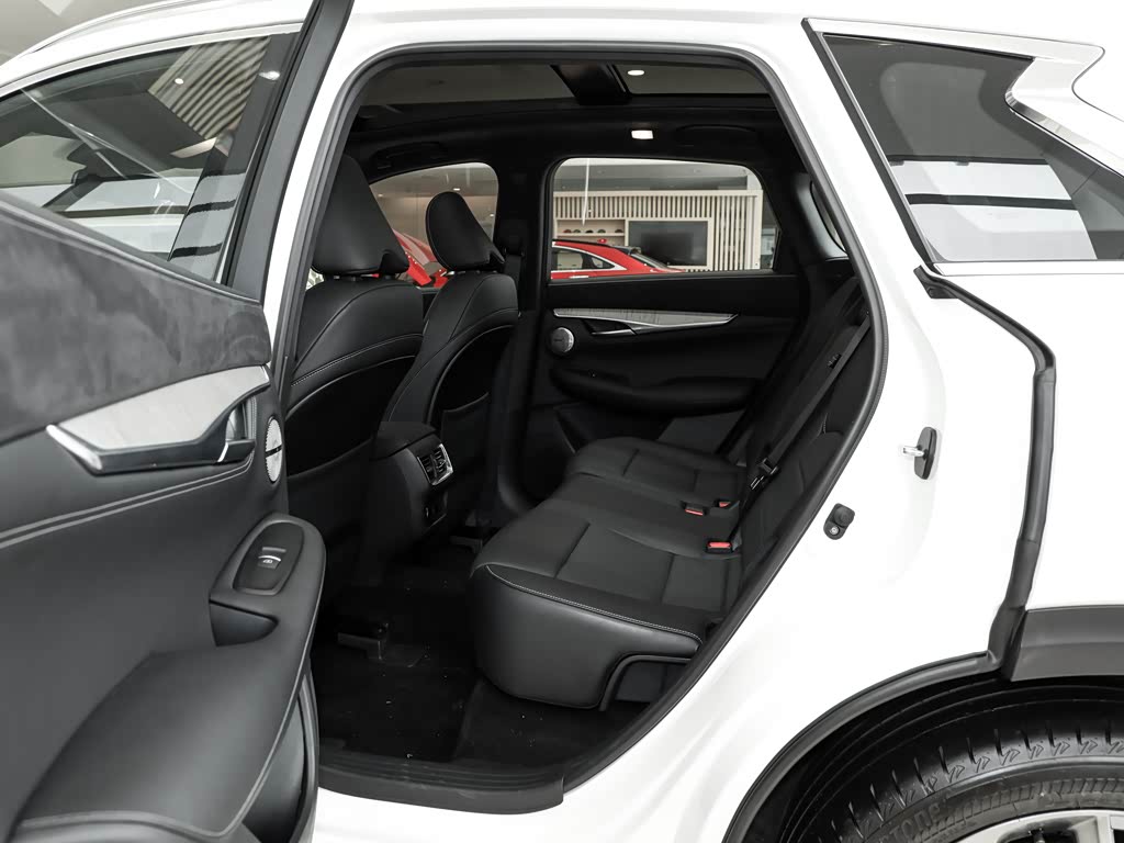 东风英菲尼迪 英菲尼迪qx50 2022款 2.0t 四驱旗舰版