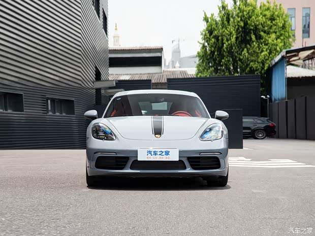 保时捷718正价销售565万起欢迎垂询