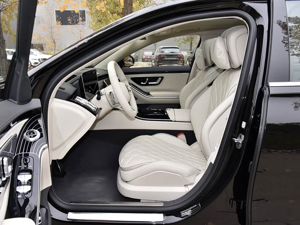 奔驰北京波士瑞达>奔驰(进口)>奔驰s级>2022款s500l4matic>玛奇朵米色