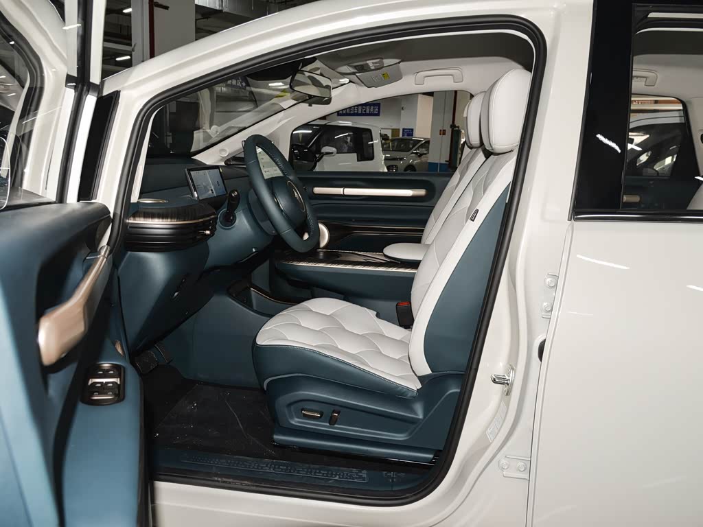 上汽通用五菱 宝骏云朵 2023款 360 pro