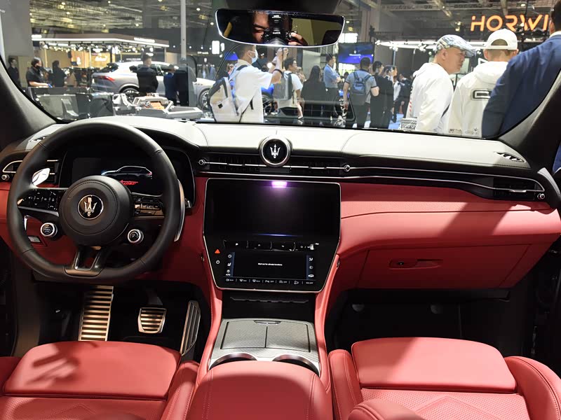 玛莎拉蒂 grecale格雷嘉 2023款 3.0t trofeo