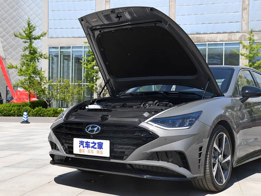 北京现代 索纳塔 2020款 380t 基本型