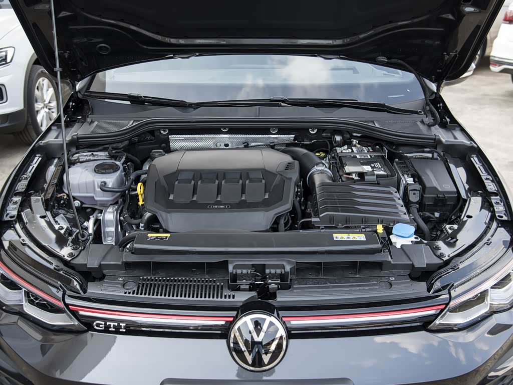一汽-大众 高尔夫 2021款 改款 380tsi dsg gti